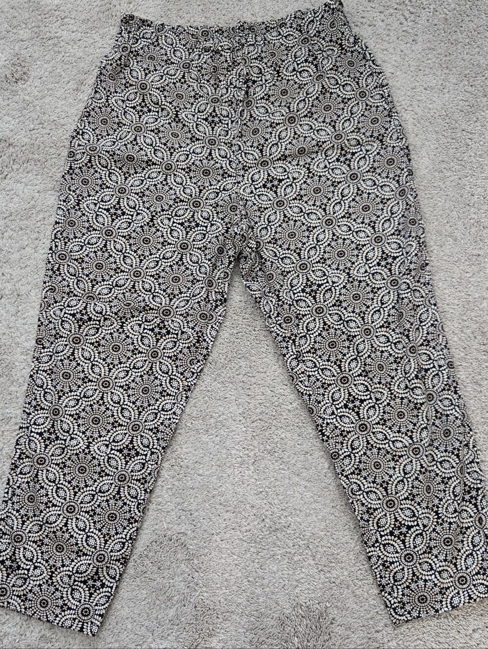 Black and White Geometric Print Pants